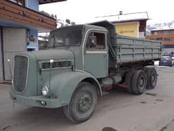 ÖAF Tornado 3-Achser