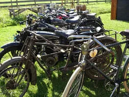 Diverse Zweiräder Bild 9